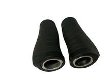 Cargar imagen en el visor de la galería, PUÑOS BMX COLOR NEGRO ARO SEGURIDAD PARA BICICLETA 12
